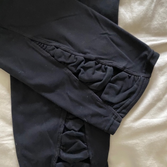 Athleta Cropped Leggings - Picture 4 of 5